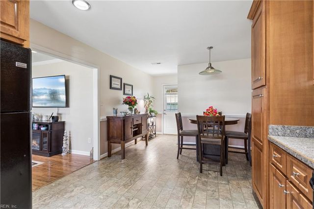 1810 Beall DR, Hampton, VA 23663