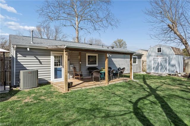 1810 Beall DR, Hampton, VA 23663