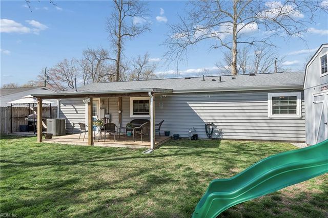 1810 Beall DR, Hampton, VA 23663