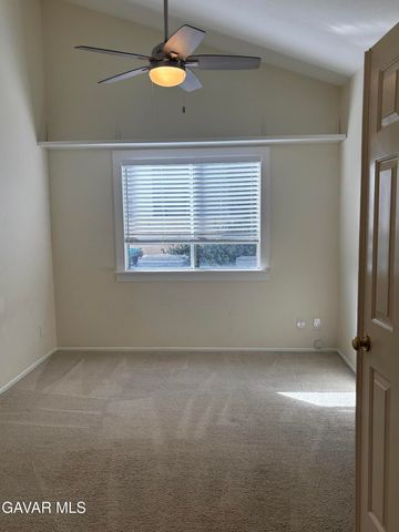 3021 Mariposa Avenue, Palmdale, CA 93551