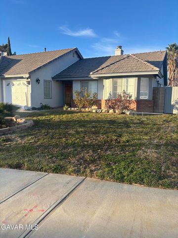 3021 Mariposa Avenue, Palmdale, CA 93551