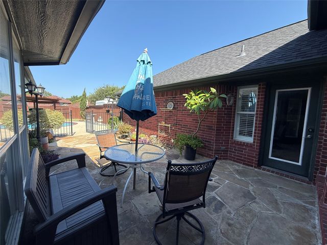 1701 Fredricksburg Drive, Mesquite, TX 75181