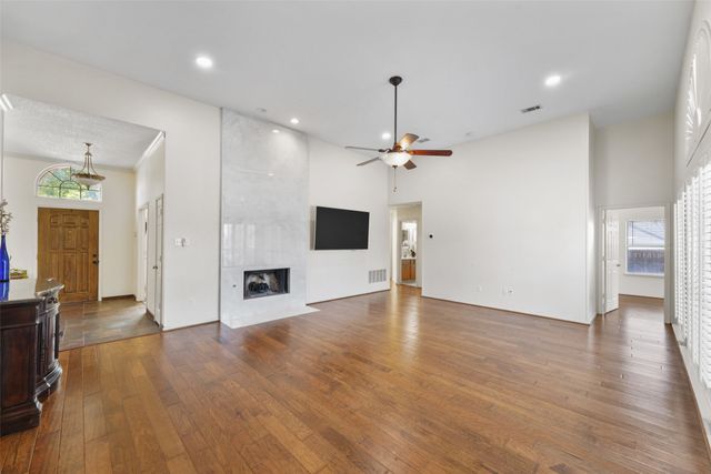1701 Fredricksburg Drive, Mesquite, TX 75181