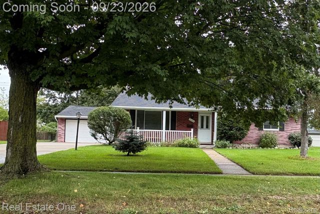 3602 Percy King Road, Waterford Charter Township, MI 48329