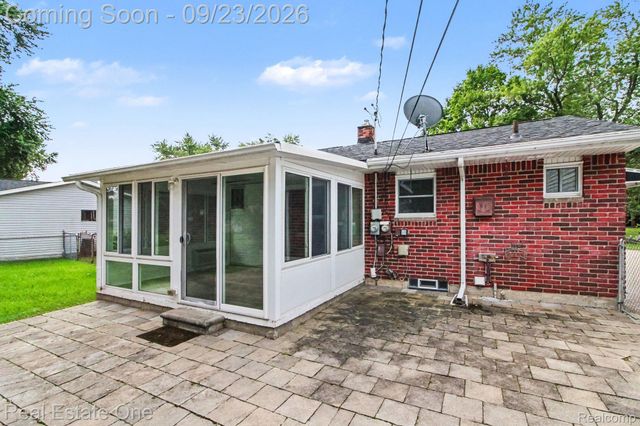 3602 Percy King Road, Waterford Charter Township, MI 48329