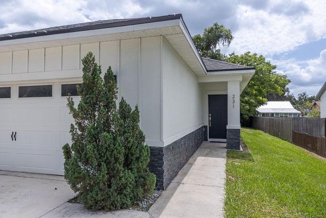 231 N JULIA AVENUE, Deland, FL 32720