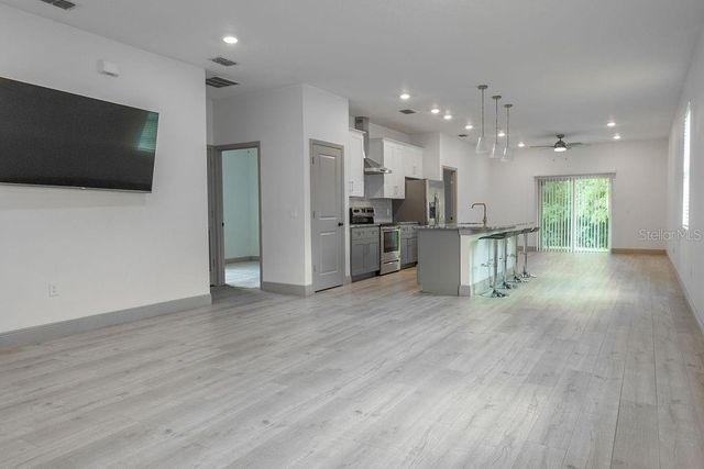231 N JULIA AVENUE, Deland, FL 32720