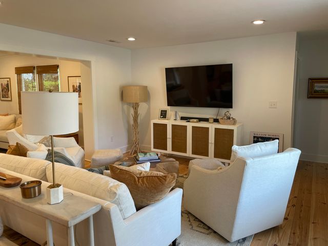 10 William Street, Mount Pleasant, SC 29464