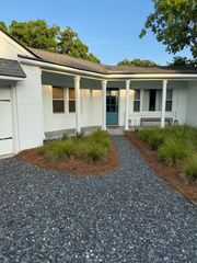 10 William Street, Mount Pleasant, SC 29464