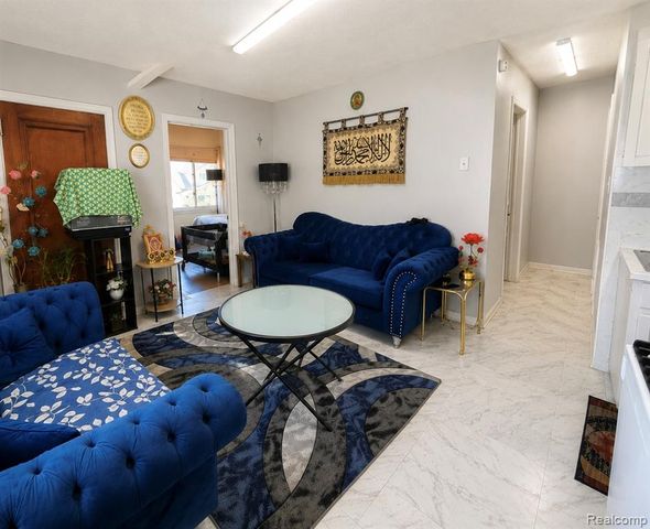 5725 Bingham Street, Dearborn, MI 48126