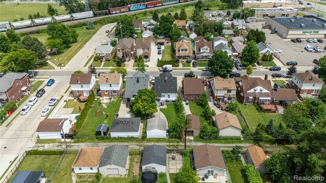 5725 Bingham Street, Dearborn, MI 48126