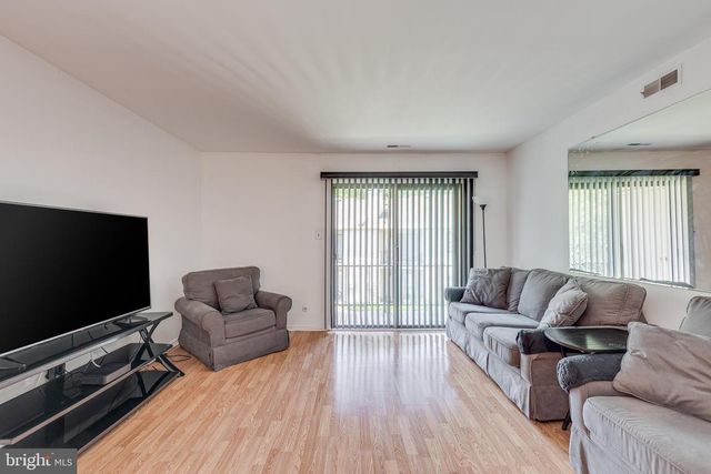 518-B WILLOW TURN, Mount Laurel, NJ 08054