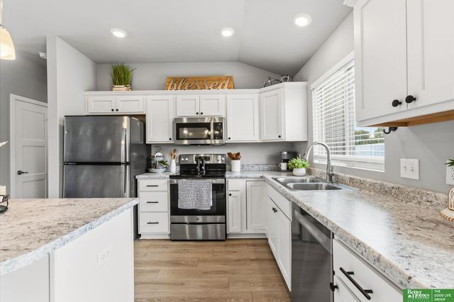 7902 N 149th Street, Bennington, NE 68007