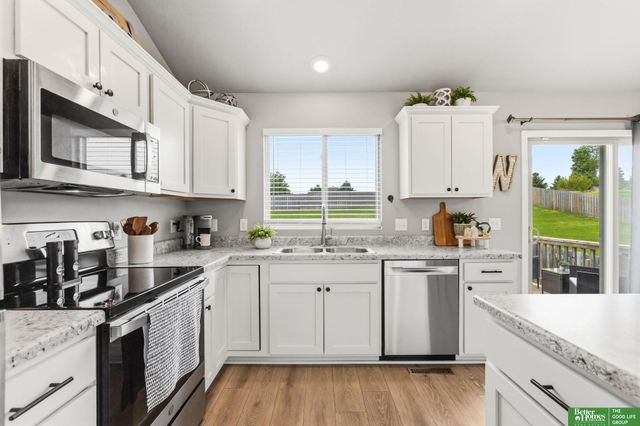 7902 N 149th Street, Bennington, NE 68007