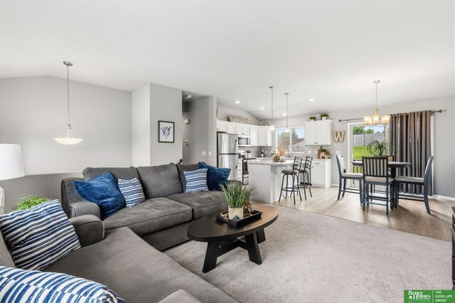 7902 N 149th Street, Bennington, NE 68007