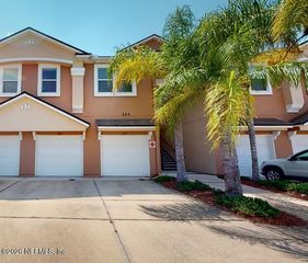 224 Larkin Pl Unit 103, St Johns, FL 32259