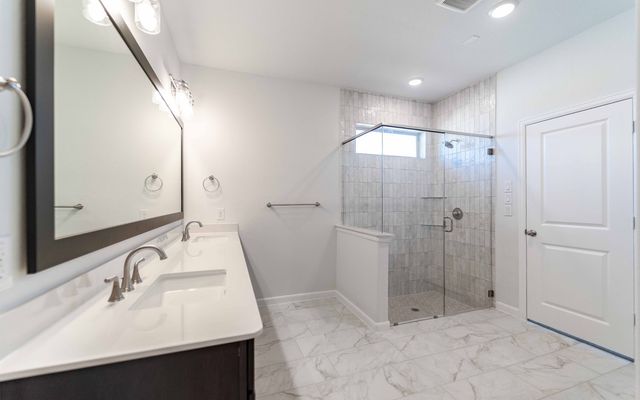 2033 Blue Moon Bay, Mesquite, TX 75181