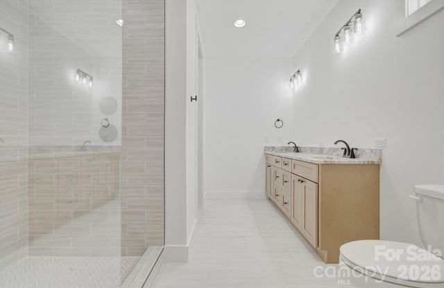 615 W Allen Street, Hendersonville, NC 28739