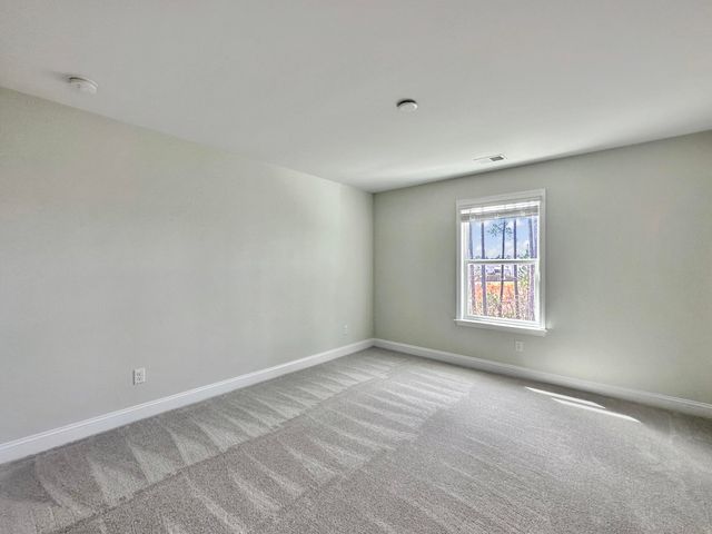 229 Shadybrook Drive, Summerville, SC 29486