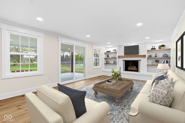 3850 Glenview Drive, Indianapolis, IN 46240