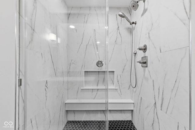 3850 Glenview Drive, Indianapolis, IN 46240