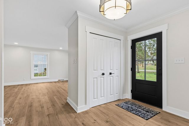 3850 Glenview Drive, Indianapolis, IN 46240