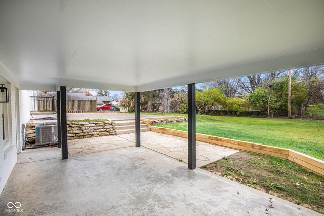 3850 Glenview Drive, Indianapolis, IN 46240