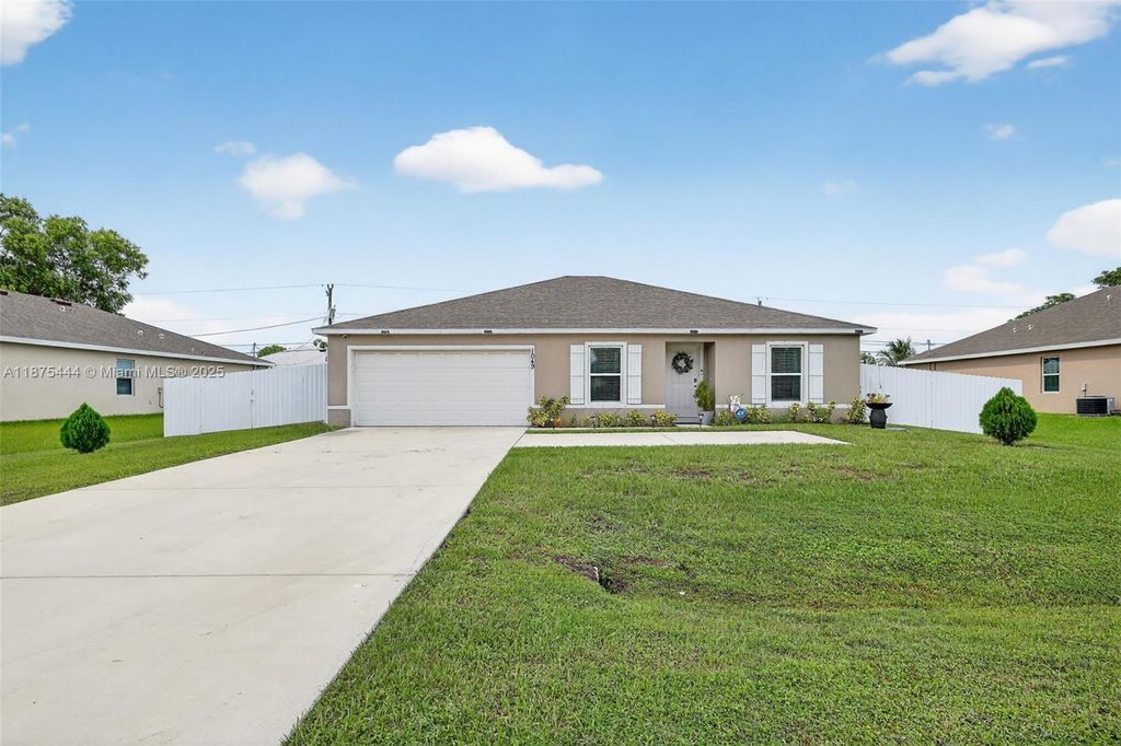 1049 SW California Blvd, Port St. Lucie, FL 34953