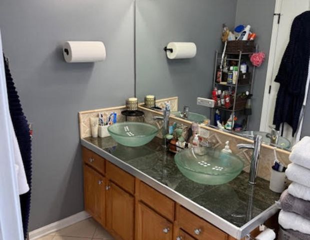 1000 Mission Boulevard, Joliet, IL 60436