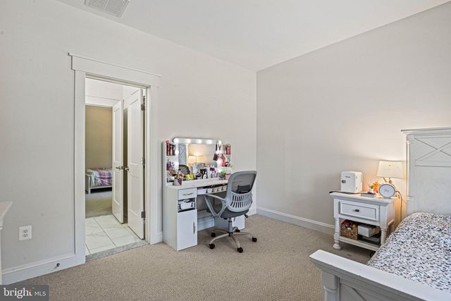1416 ROSS DR SW, Vienna, VA 22180