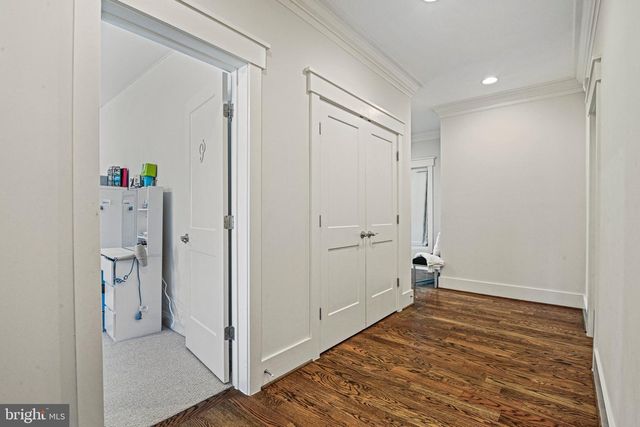 1416 ROSS DR SW, Vienna, VA 22180