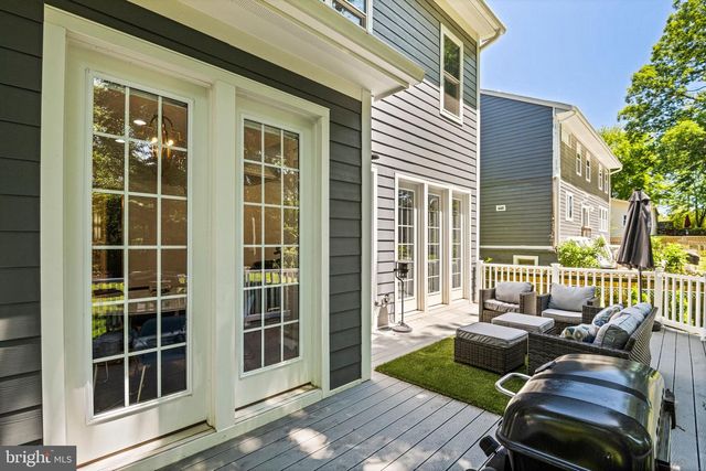 1416 ROSS DR SW, Vienna, VA 22180