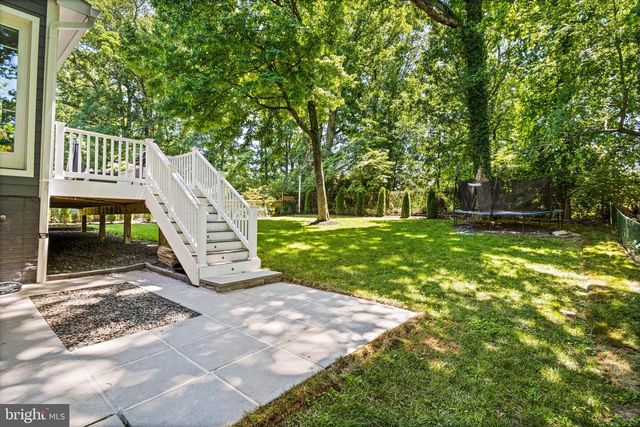 1416 ROSS DR SW, Vienna, VA 22180