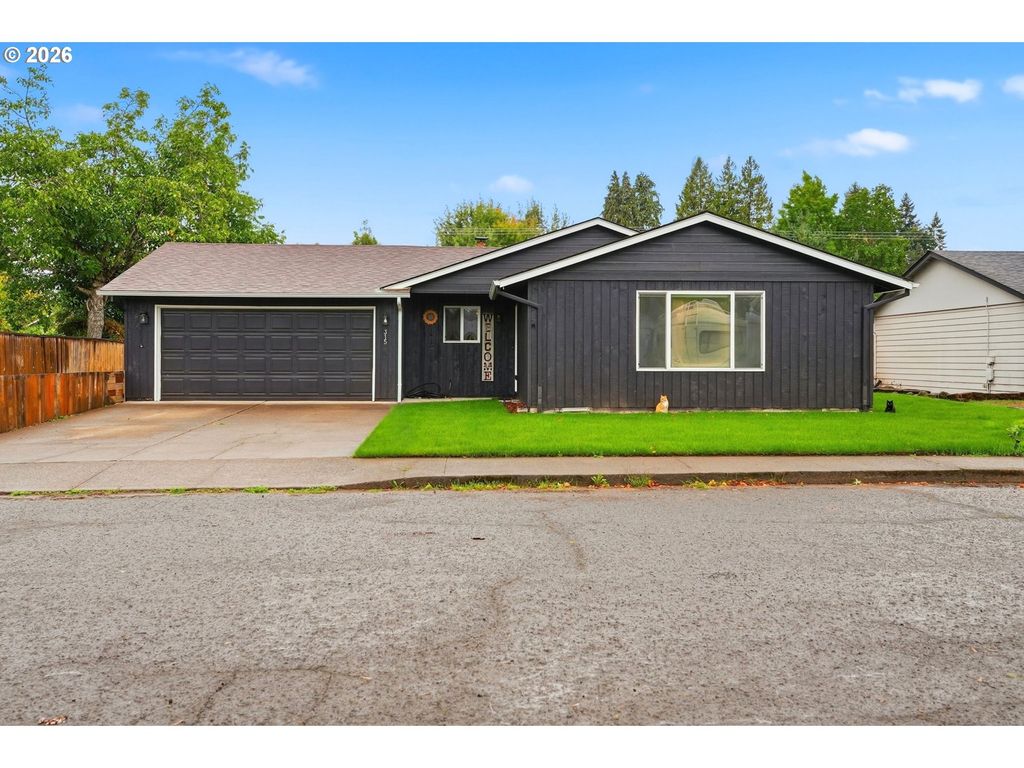 315 Sw 5TH Ct, Canby, OR 97013