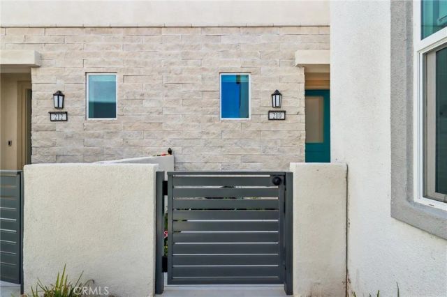 210 Tank, Irvine, CA 92618