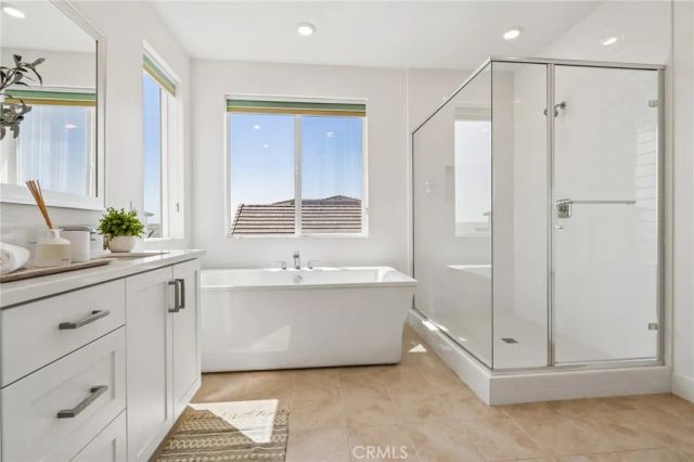 210 Tank, Irvine, CA 92618