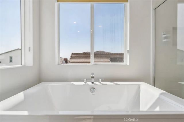 210 Tank, Irvine, CA 92618