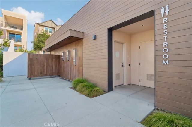 210 Tank, Irvine, CA 92618