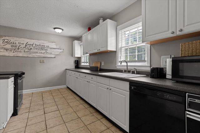106 S Germantown Road, Chattanooga, TN 37411