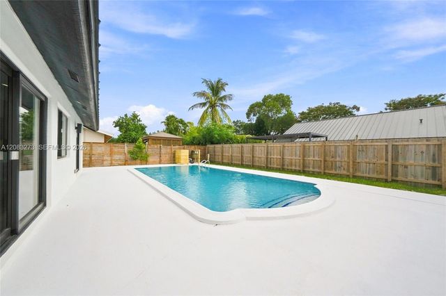13300 SW 99th Terrace, Miami, FL 33186