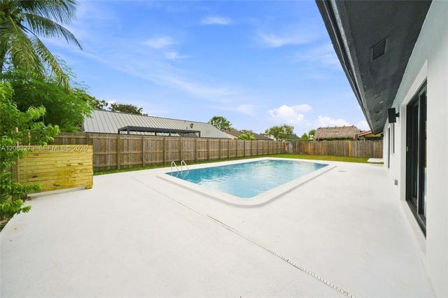 13300 SW 99th Terrace, Miami, FL 33186