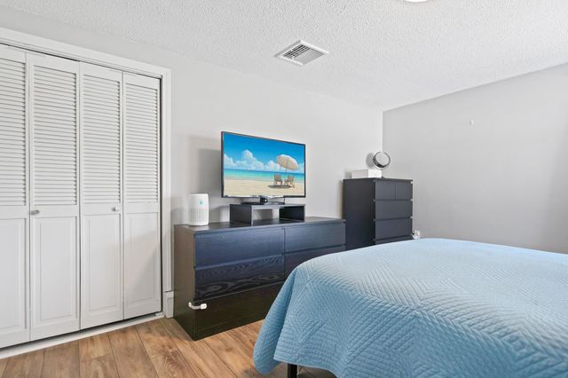 7 Benning Street, Salem, NH 03079