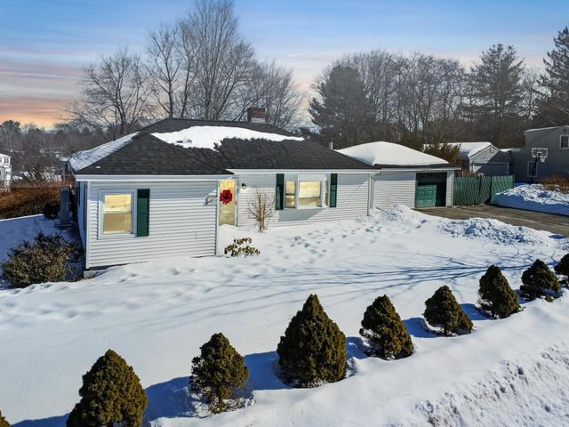 7 Benning Street, Salem, NH 03079