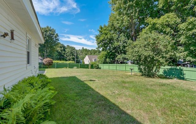 7 Benning Street, Salem, NH 03079