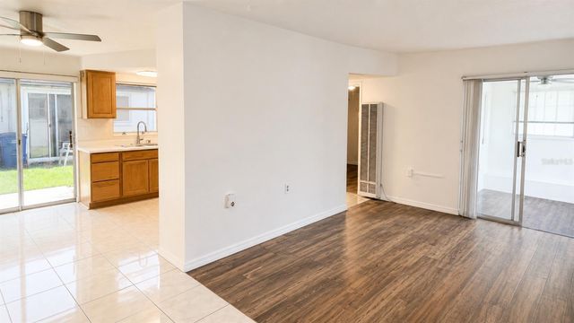 6165 58TH STREET N 3G, St Petersburg, FL 33709