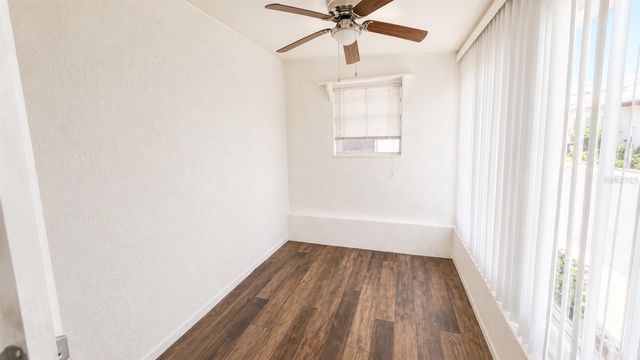 6165 58TH STREET N 3G, St Petersburg, FL 33709
