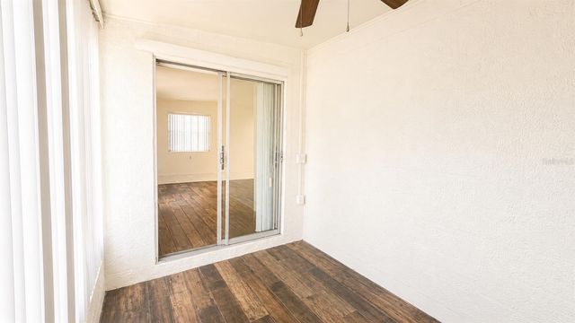 6165 58TH STREET N 3G, St Petersburg, FL 33709
