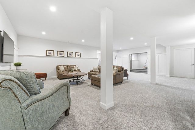 1740 Stonemill Circle, Lake Geneva, WI 53147