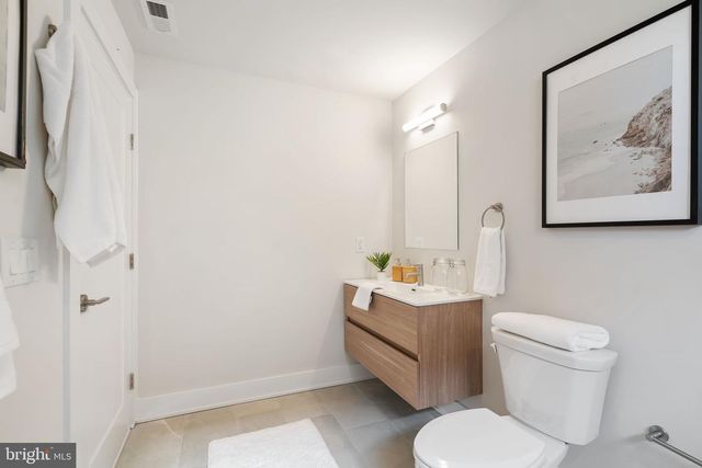 3428 W WESTMORELAND ST, Philadelphia, PA 19129