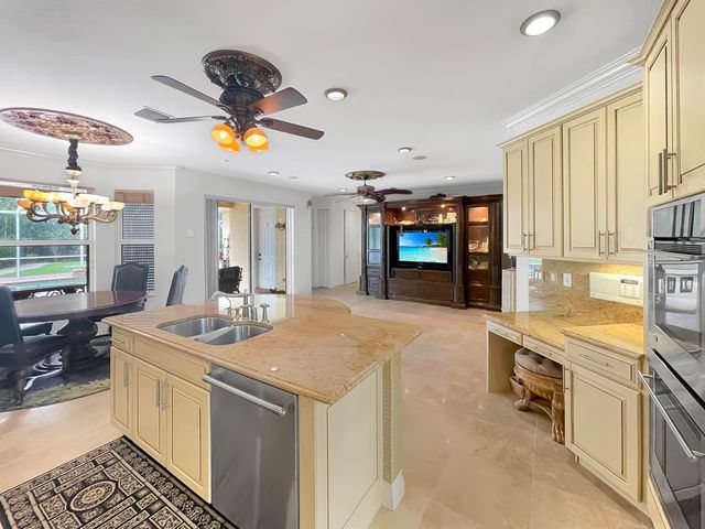 299 SW Lost River Road, Stuart, FL 34997